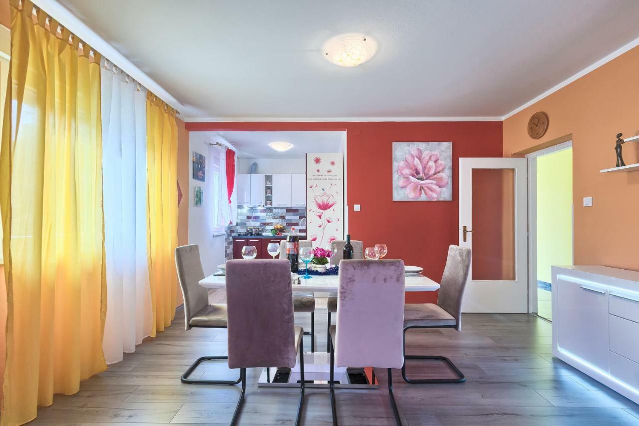 Apartman Modry Pula Exterior foto