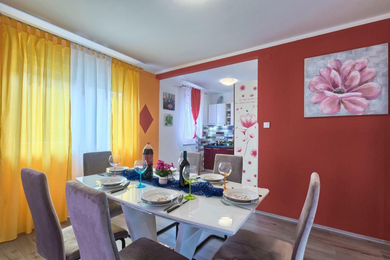 Apartman Modry Pula Exterior foto